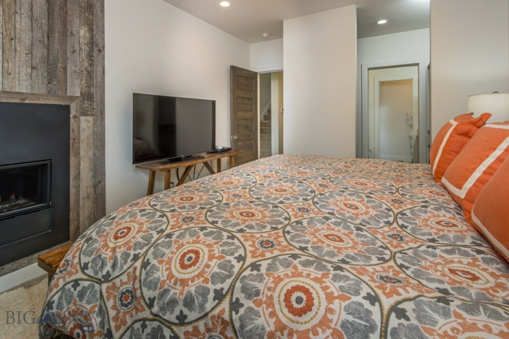 Big Sky MT 59716 - 9