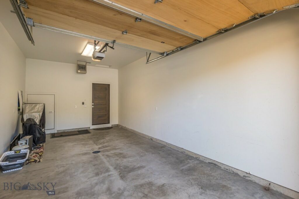 Big Sky MT 59716 - 21