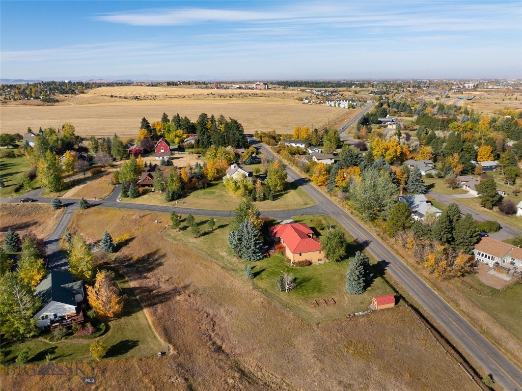 10 Brandon Trail Rd.