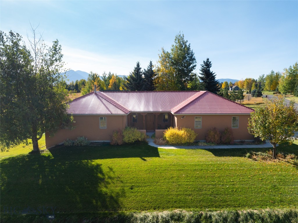 10 Brandon Trail Rd.