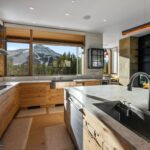 10 Middle Rider Road