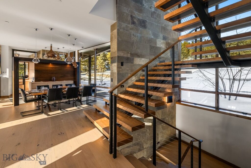 10 Middle Rider Road