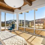 10 Middle Rider Road