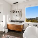 10 Middle Rider Road