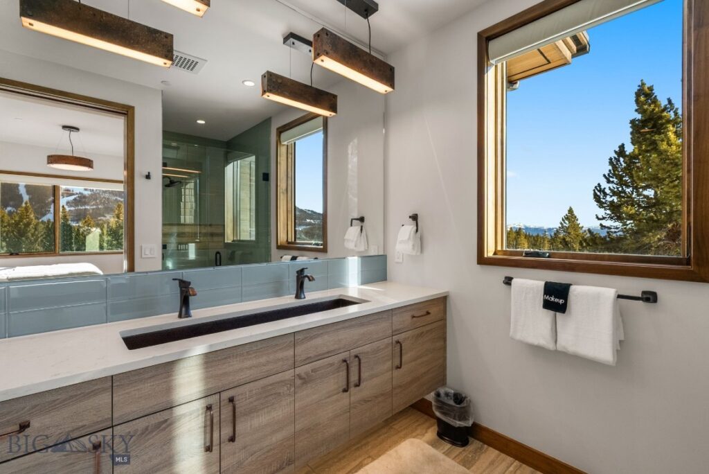 10 Middle Rider Road