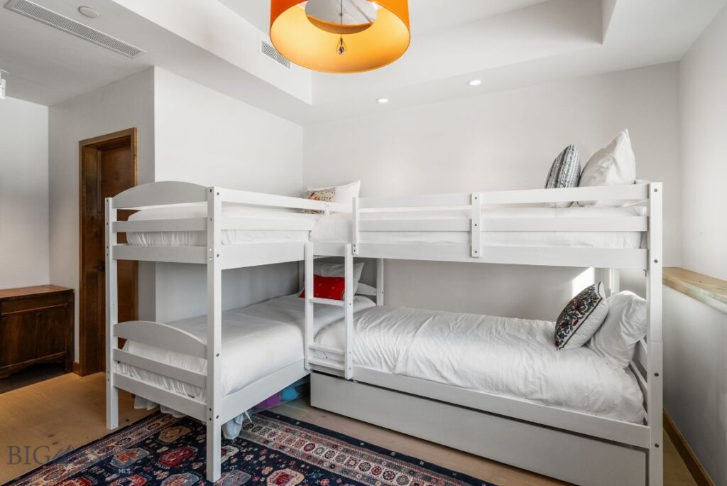 Big Sky MT 59716 - 23