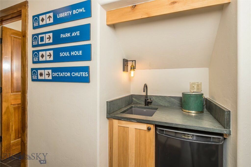 Big Sky MT 59716 - 16