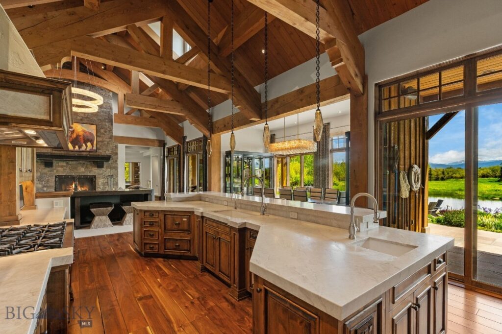 100 Farm View Lane