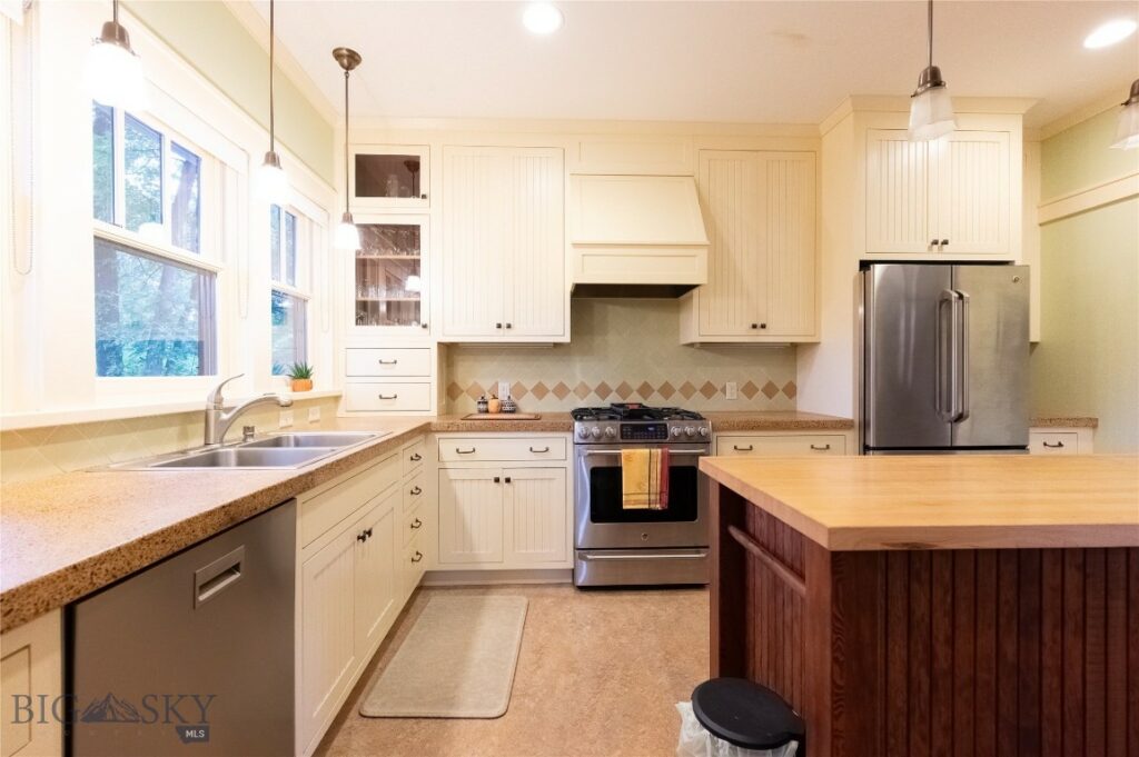 Bozeman MT 59715 - 9