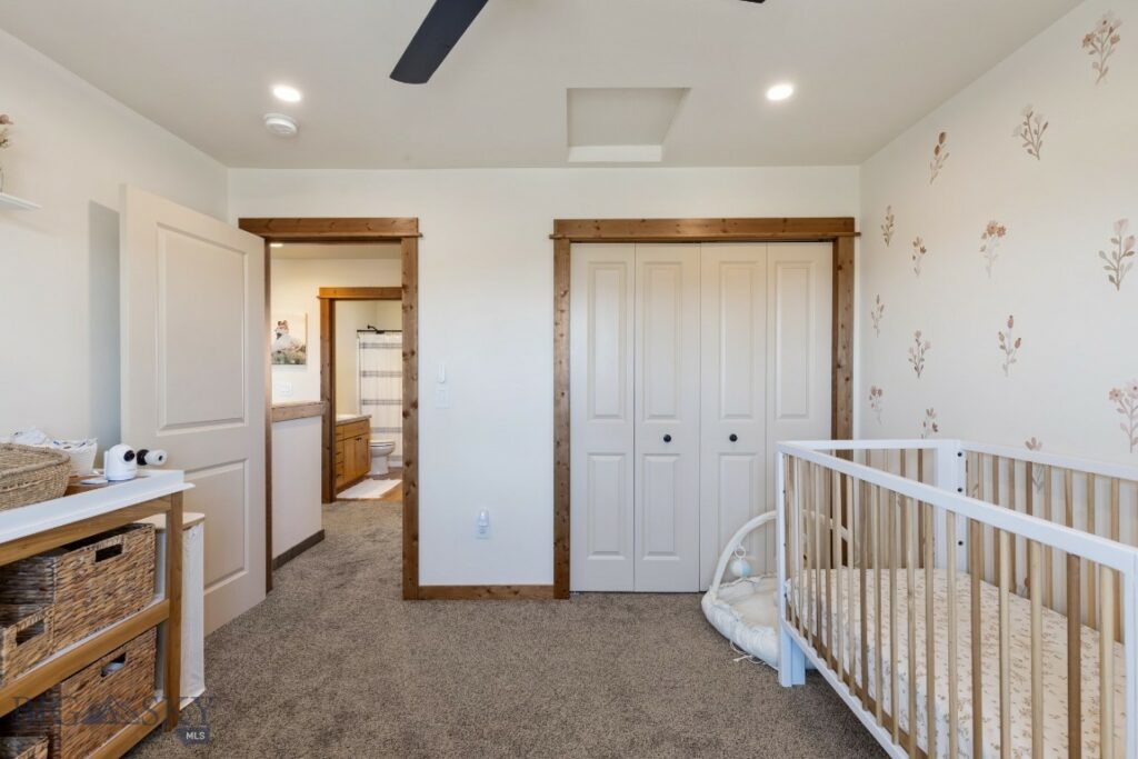 1009 Idaho