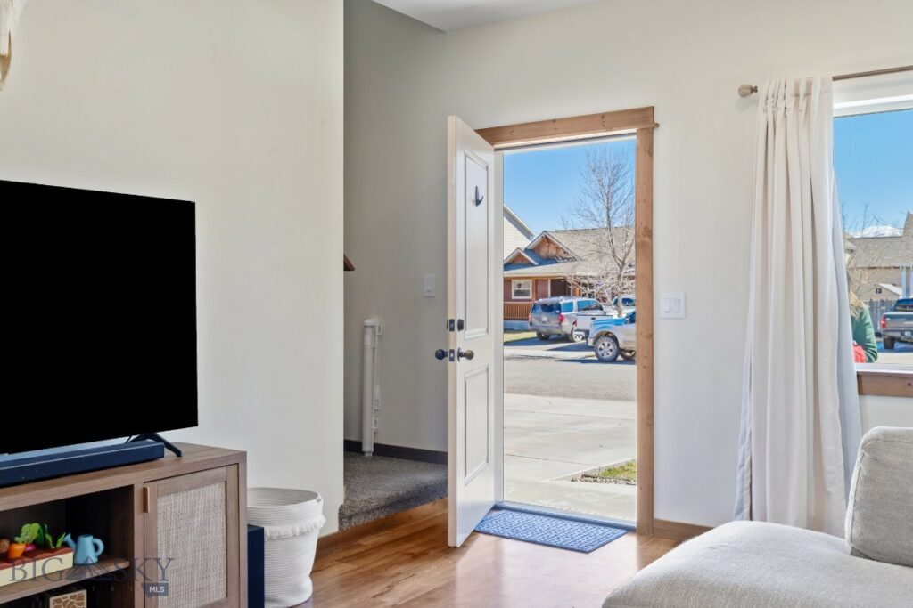 1009 Idaho