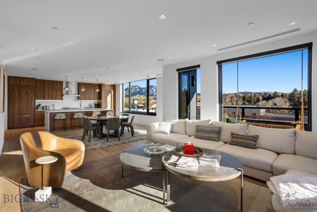 101 S Wallace Avenue