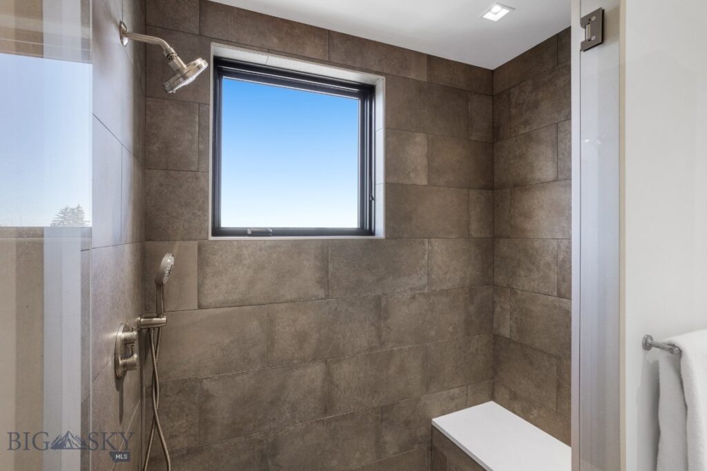 101 S Wallace Avenue