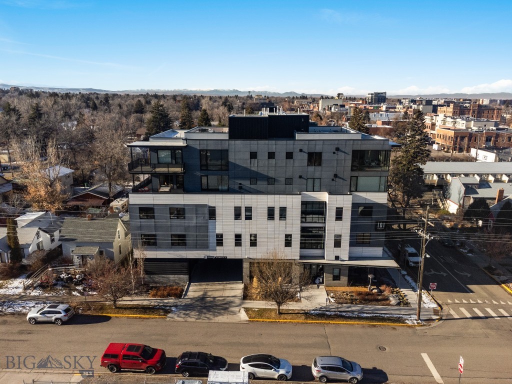 101 S Wallace Avenue