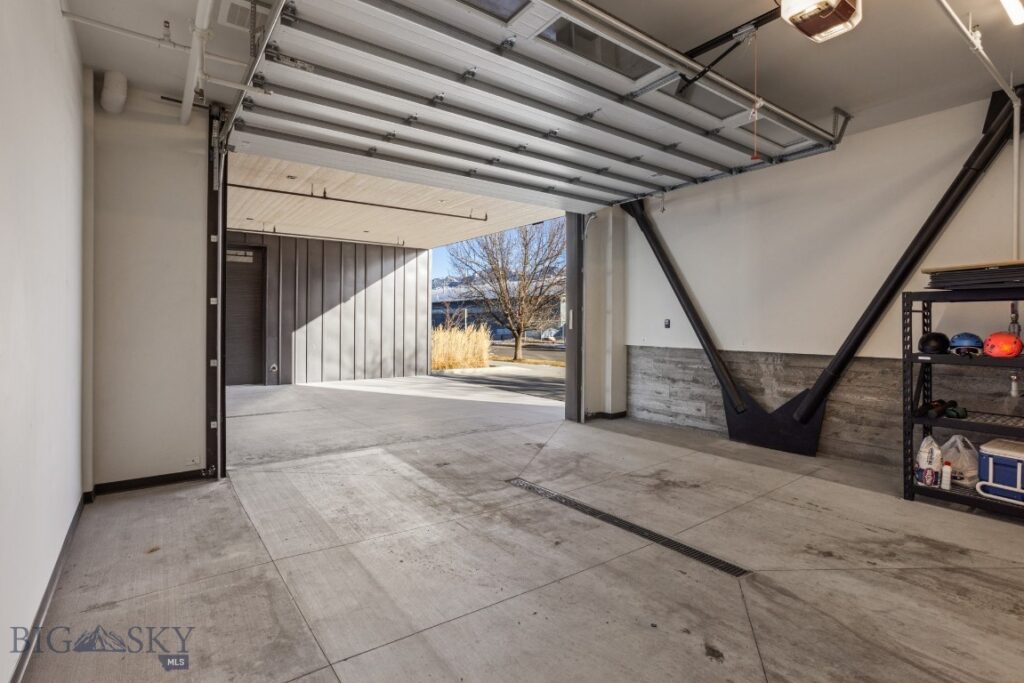 101 S Wallace Avenue