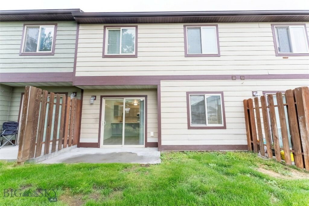 1010 Cruiser Lane