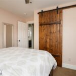 1014 W Dickerson Street