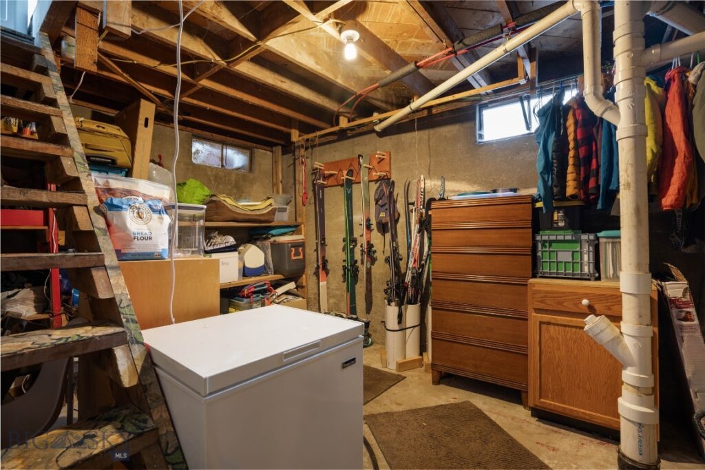 1014 W Dickerson Street