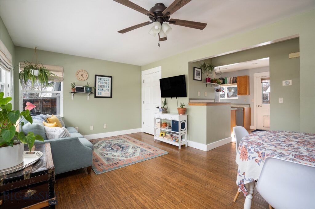 1014 W Dickerson Street