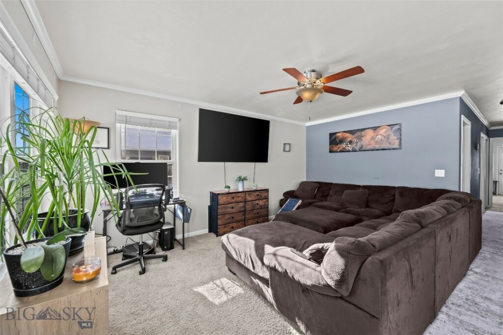 1019 Powers Boulevard