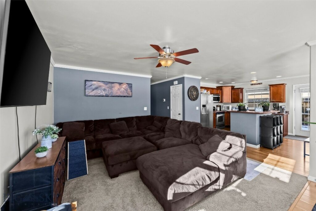 1019 Powers Boulevard