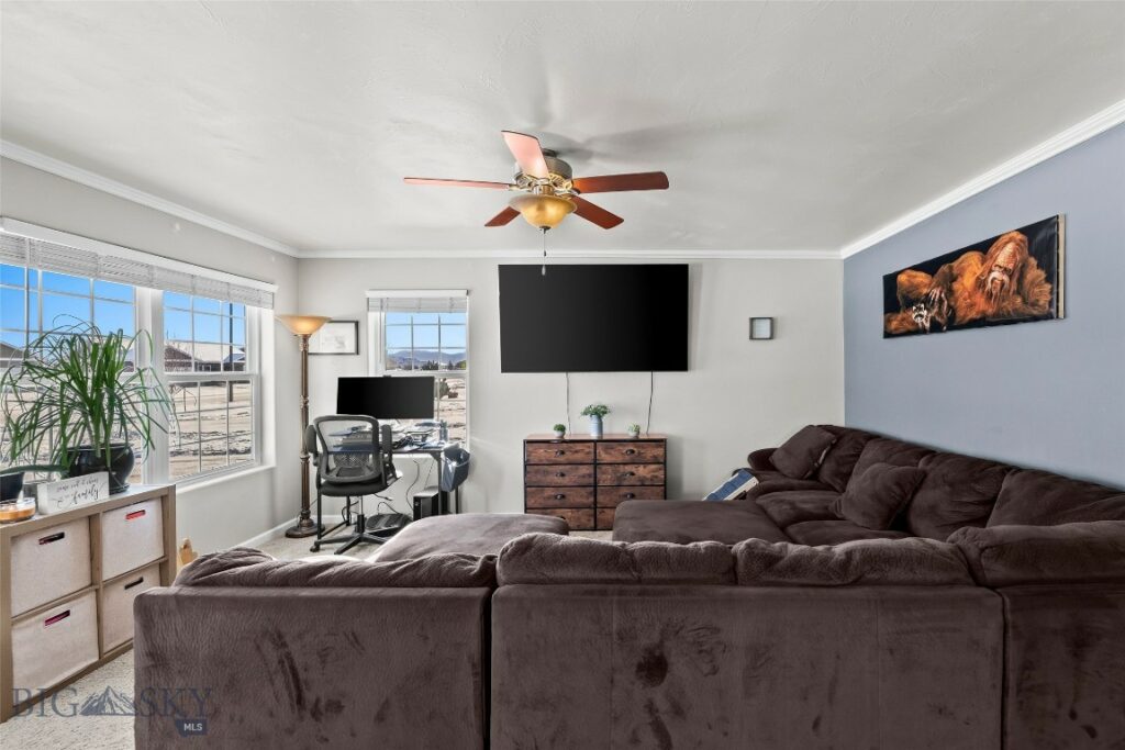 1019 Powers Boulevard