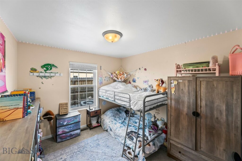 1019 Powers Boulevard