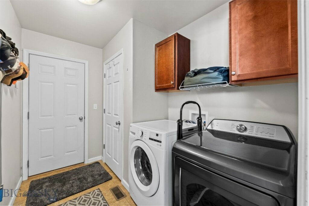 1019 Powers Boulevard