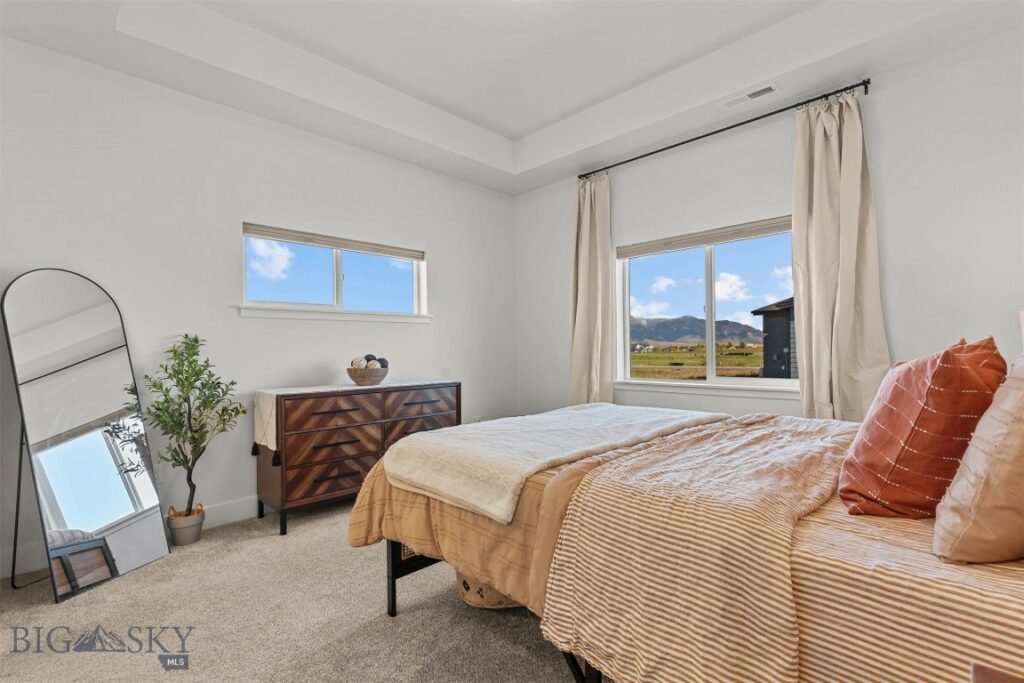 102 N Eldorado Avenue