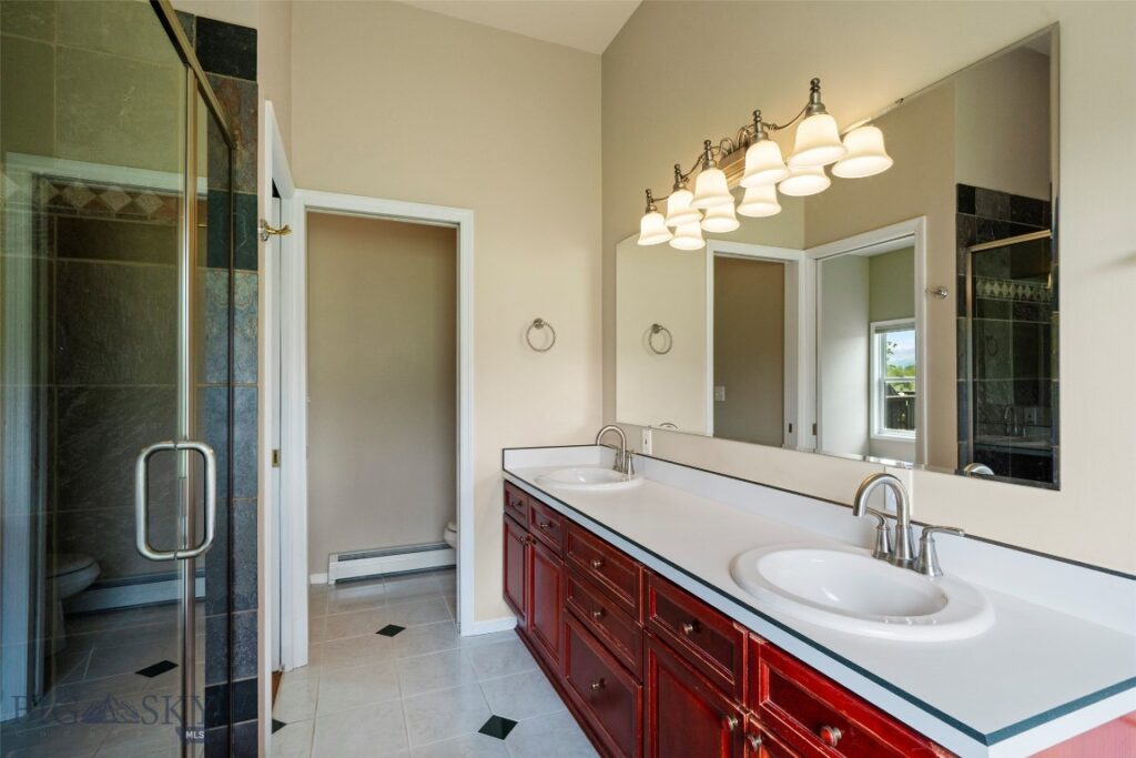 1028 Summer Ridge Road