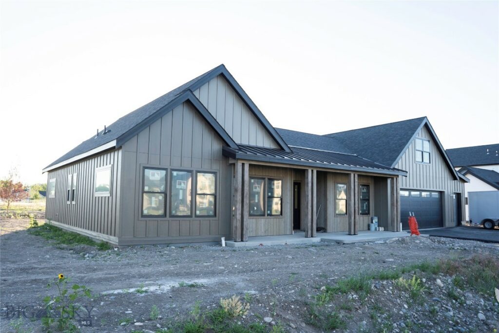 103 Creekbank Loop
