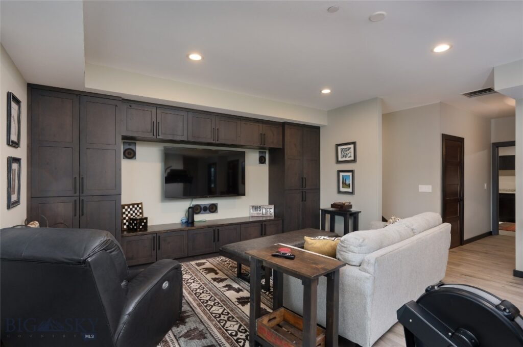 103 Moon Shadow Drive