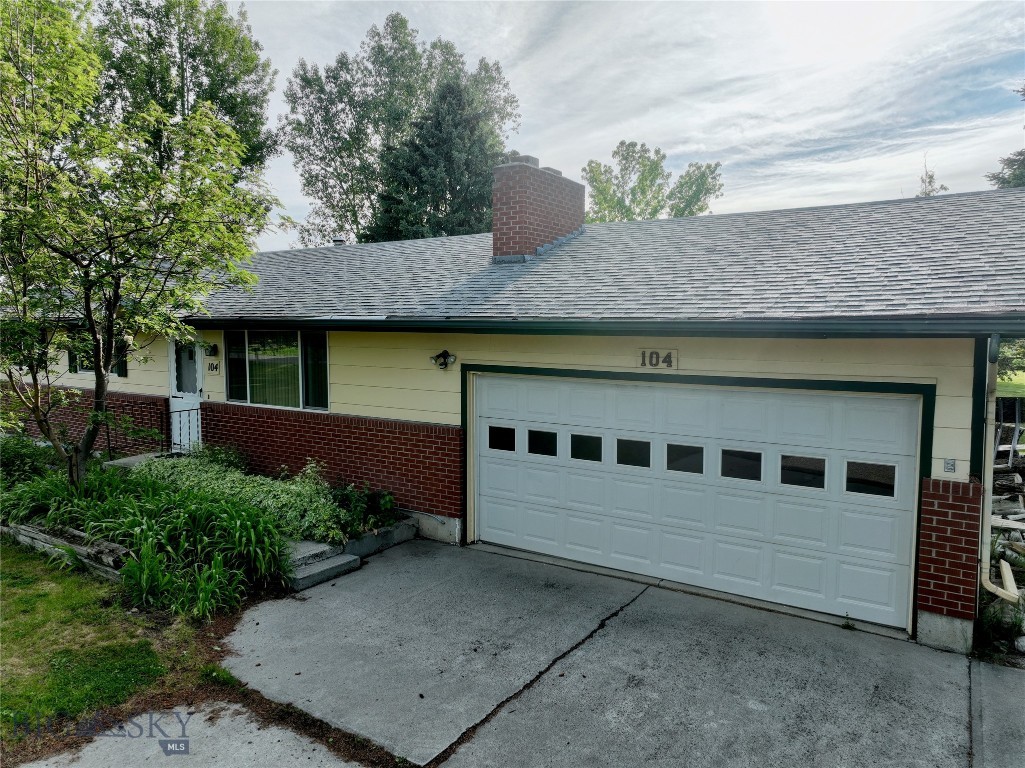 104 Arrowhead Trail