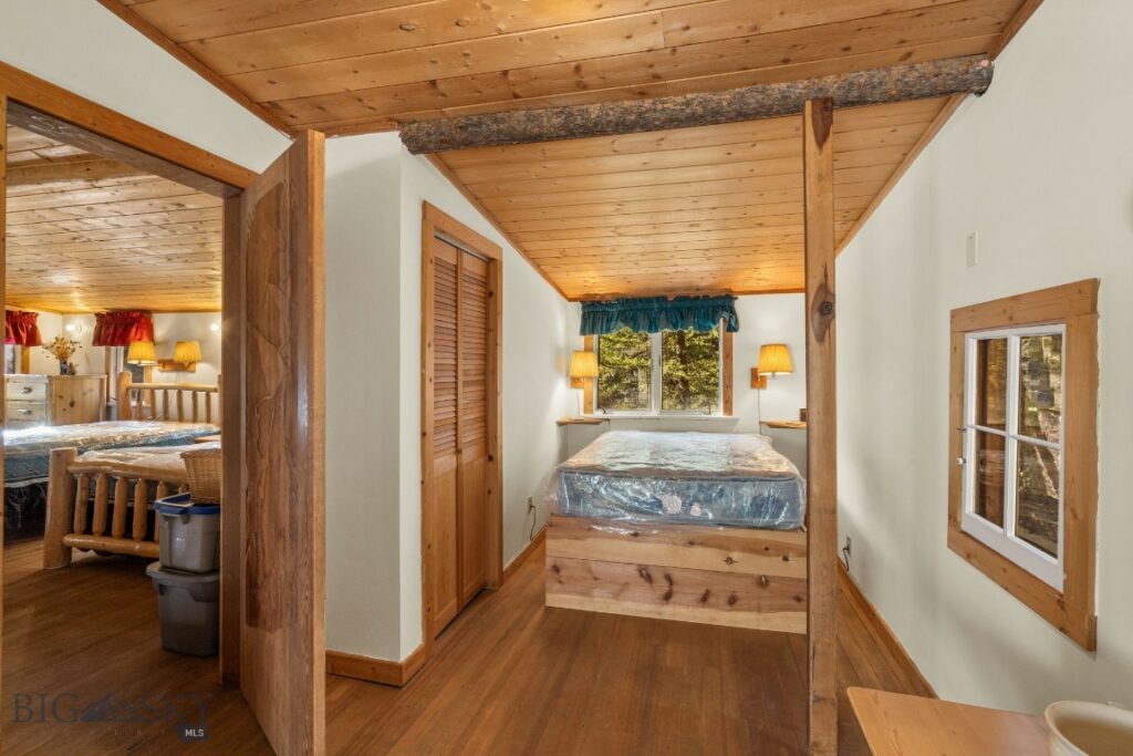 10400 Hyalite Canyon Road