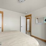 1052 Flanders Creek