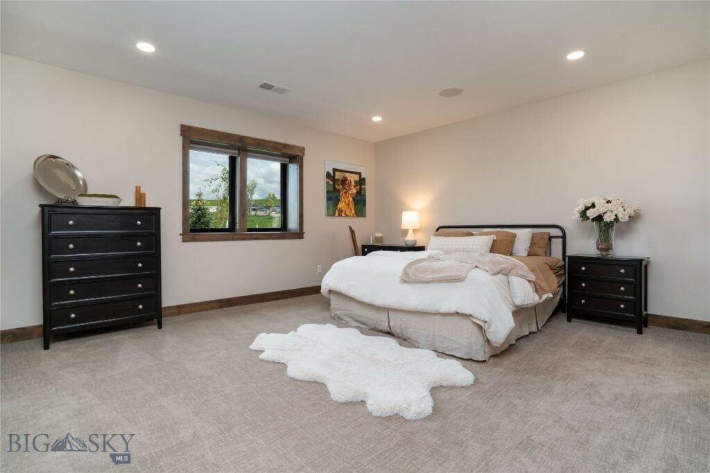1055 Caddie Court