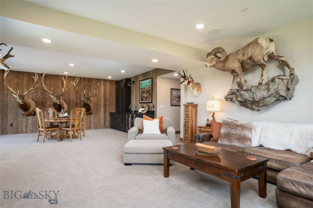 1055 Caddie Court