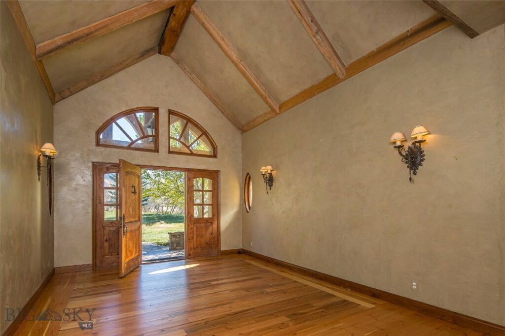 10669 Gee Norman Road