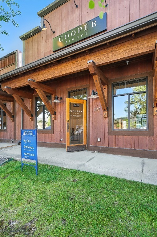 107 Lone Peak Drive
