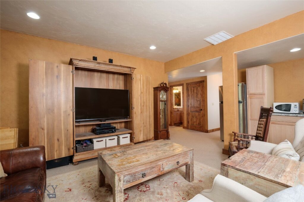 Big Sky MT 59716 - 14