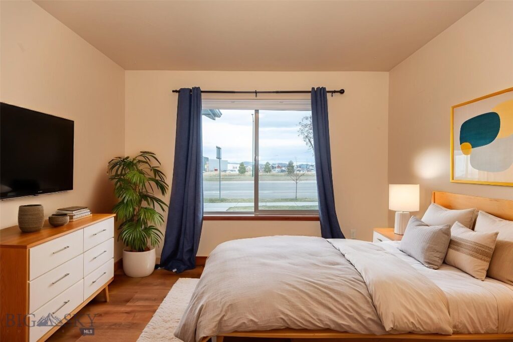 1095 Cottonwood Road