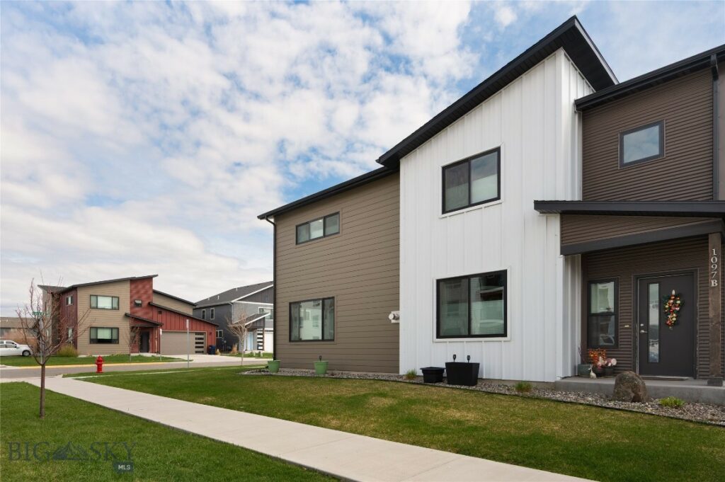 1097 Cassandra Lane
