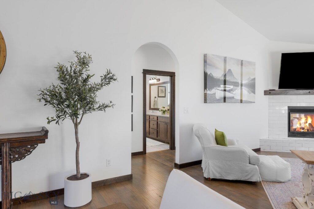 Bozeman MT 59718 - 18