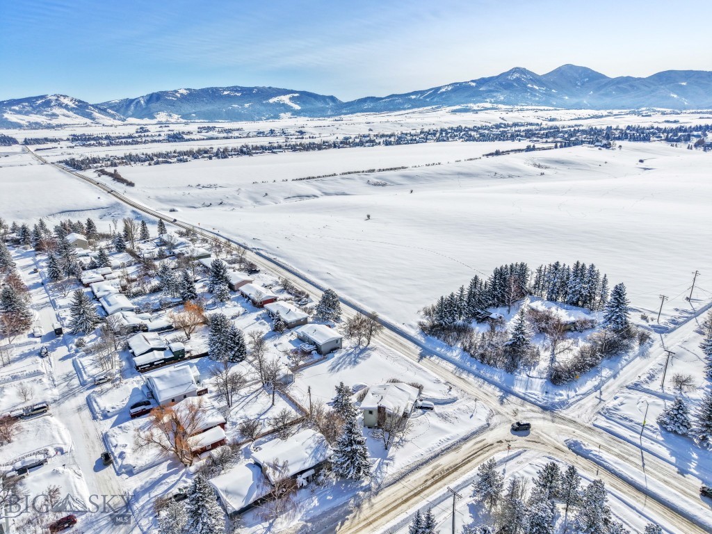 1109 E Kagy Boulevard