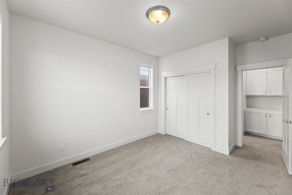 1110 Butler Creek Avenue