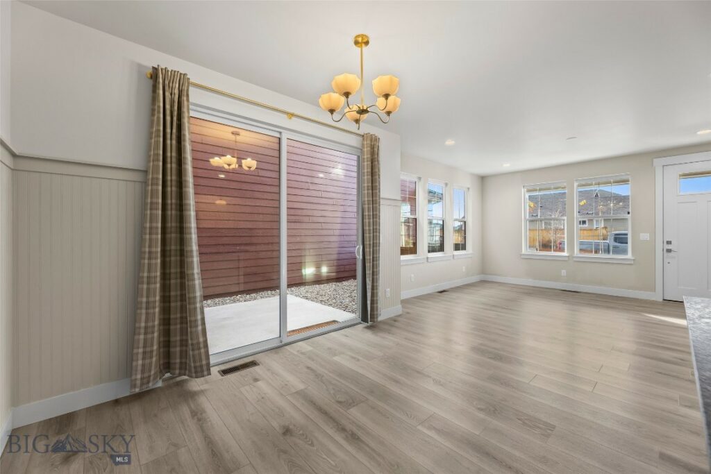 1110 Butler Creek Avenue