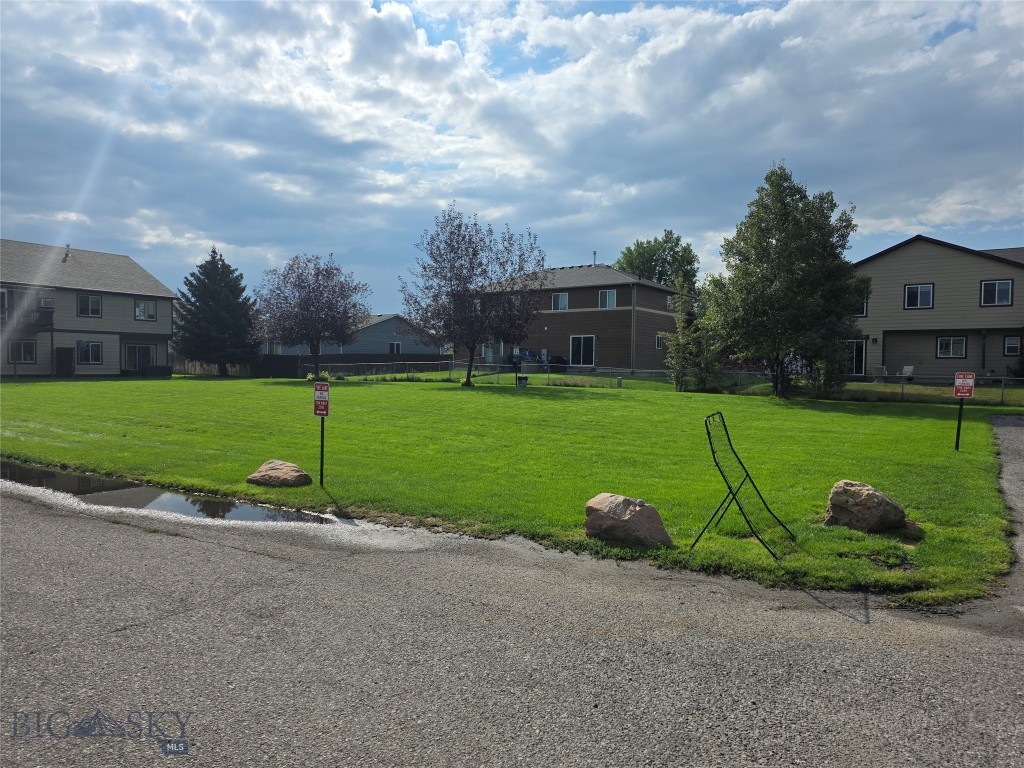 1124 Cruiser Lane