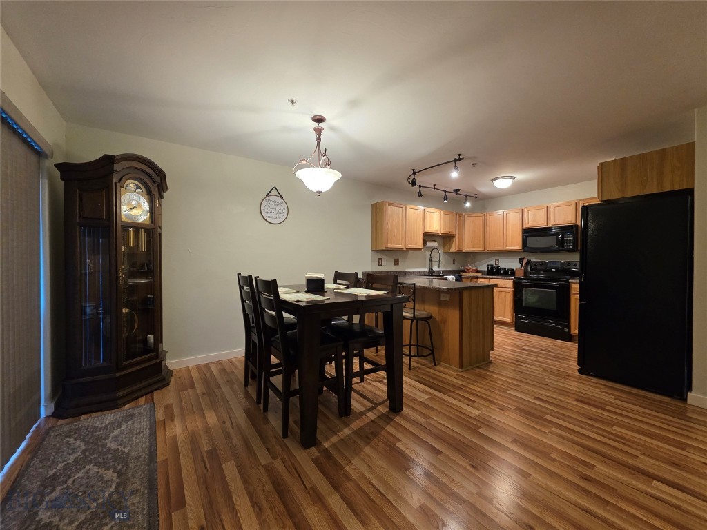 1124 Cruiser Lane