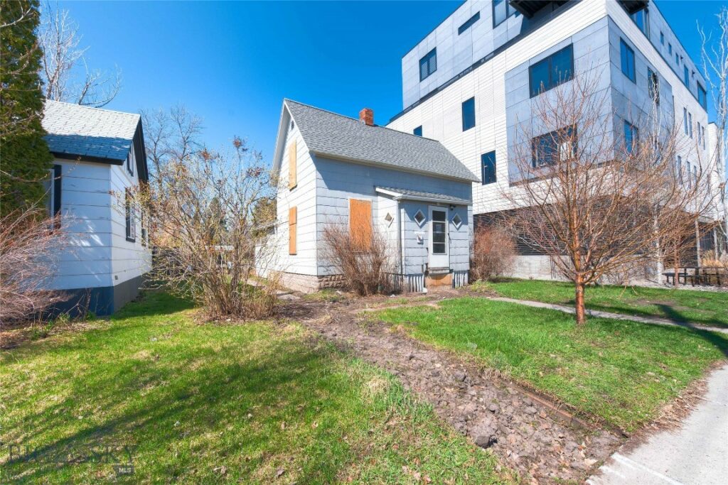 113 S Wallace Avenue