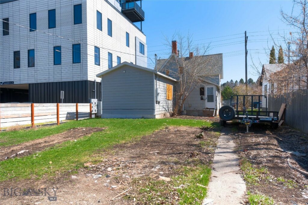 113 S Wallace Avenue